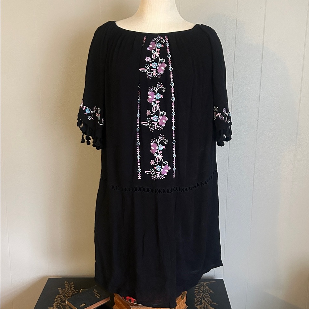 Love Fire off the shoulder embroidered floral dress tassels on sleeves